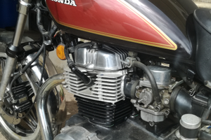 Honda cm400custom