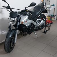 GSR600 2006