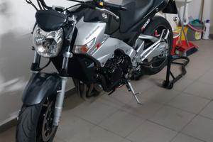 GSR600 2006