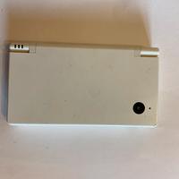 Nintendo DSi + custodia +3 pennini