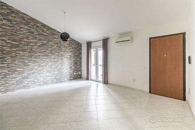 Rifinito trivano ultimo piano