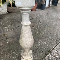 Colonne in cemento bianco