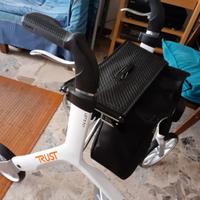 Deambulatore rollator Let's Fly Trust Care