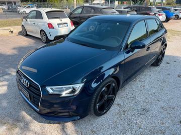 AUDI - A3 - SPB 35 TFSI COD S tronic Admired - FIN