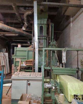 Pressa per imballaggio e depolverazione di trucio