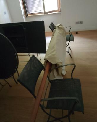 SEDIE IN FERRO DA ESTERNO +TAVOLO Roche Bobois
