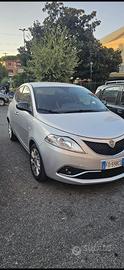 Lancia ypsilon 1.3 multijet