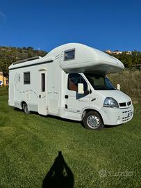 Camper mansardato
