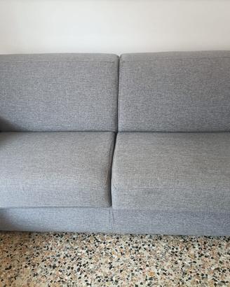 DIVANO LETTO POLTRONE & SOFA’ COME NUOVO