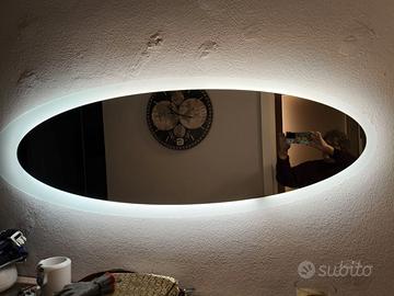 Specchio ingresso retro illuminato