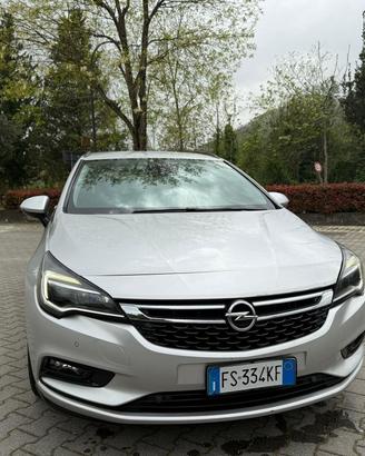Opel Astra 1.6 CDTi 136CV automatica promo weekend