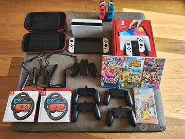 Nintendo Switch Oled + Accessori + 4 Giochi