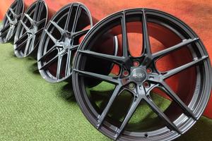 Cerchi Mercedes GLS GL GLE ML Audi VW 10Jx21 ET45