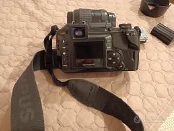 Macchinetta fotografica reflex Olympus e 300