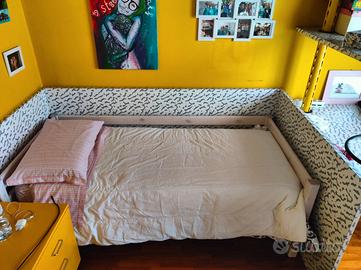 Letto singolo sopraelevabile per camerette