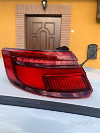Stop full led posteriore sx Audi a3 sportback 18
