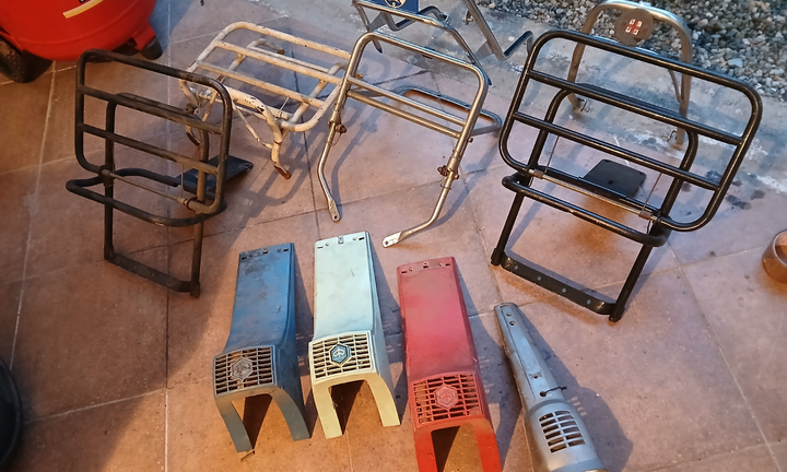 Vespa ricambi originali dell'epoca