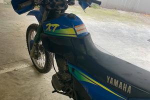 YAMAHA XT 600
