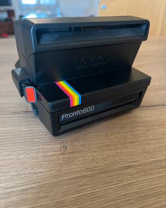 Polariod pronto 600