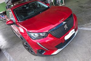 Peugeot 2008 PureTech 130  Allure Pack 