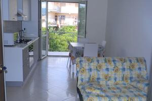 appartamento fino a giugno