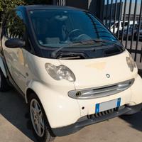 SMART fortwo 700 coupé pure (45 kW)