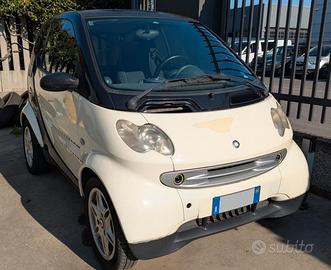 SMART fortwo 700 coupé pure (45 kW)