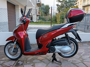 Scooter Honda sh300i