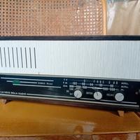 LA VOCE DELLA RADIO MODELLO NIBBIO A VALVOLE