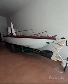 Barca fiart con motore