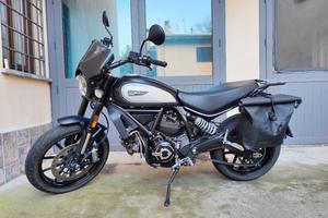 Ducati Scrambler 800 Icon Dark 2020