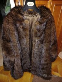pelliccia pari al nuovo