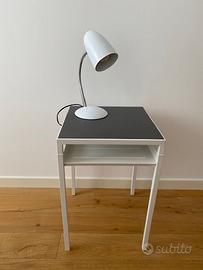 Tavolino o comodino bianco