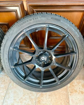 Cerchi sparco oz racing r 18 con gomme estive