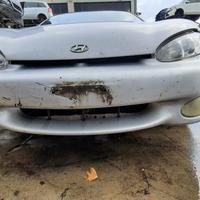 HYUNDAI COUPE TIBURON 2000 - PARAURTI ANTERIORE