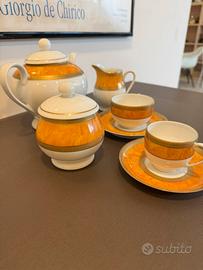 Servizio caffè e the con bordatura in oro