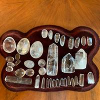 COLLEZIONE DI OGGETTI IN CRISTALLO DI ROCCA