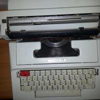 Macchina da scrivere