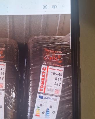 4 gomme auto nuove