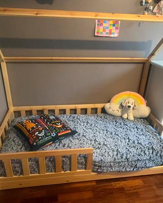 Letto casetta bambini e materasso ortopedico