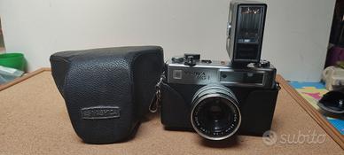 YASHICA MG-1 Fotocamera a TELEMETRO con Obiettivo 