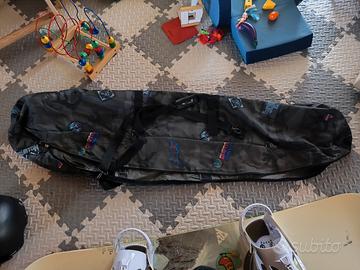 tavola da snow K2 con attacchi e stivali burton