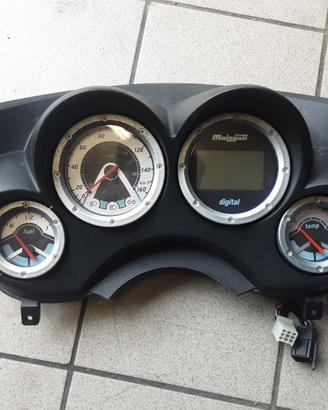 Ricambi usati per malaguti madison 200 anno 2005