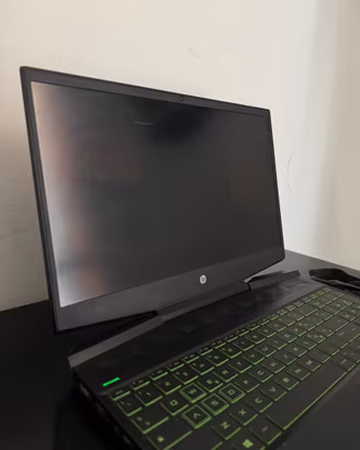 HP Pavilion Gaming 15 intel Corei5 NVIDIA GTX 1650