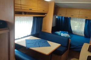 ROULOTTE CARAVELAIR 6 POSTI LETTO 