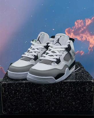 Air Jordan 4 Military Black EU 44