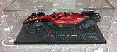 ferrari f175 c. sainz 1\18 burago