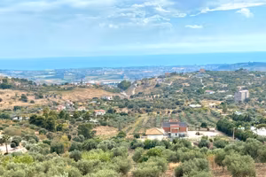 Terreno agricolo con densità edificatoria