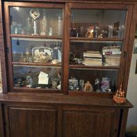 Credenza piattaia cristallizzata