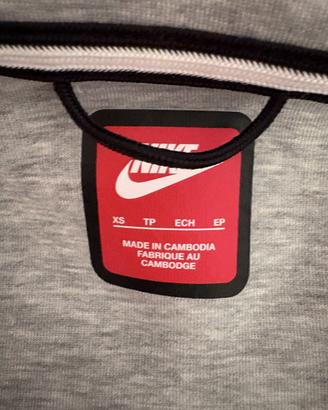 Felpa Nike Tech Fleece Windrunner grigia